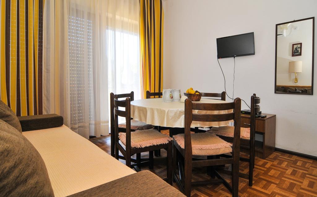 Guesthouse Lanca Tivat Ruang foto